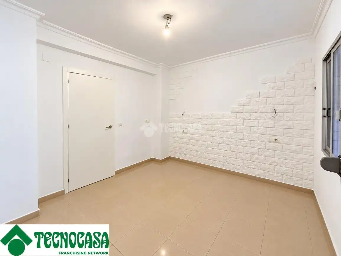 Piso en venta en Manises con Aire acondicionado