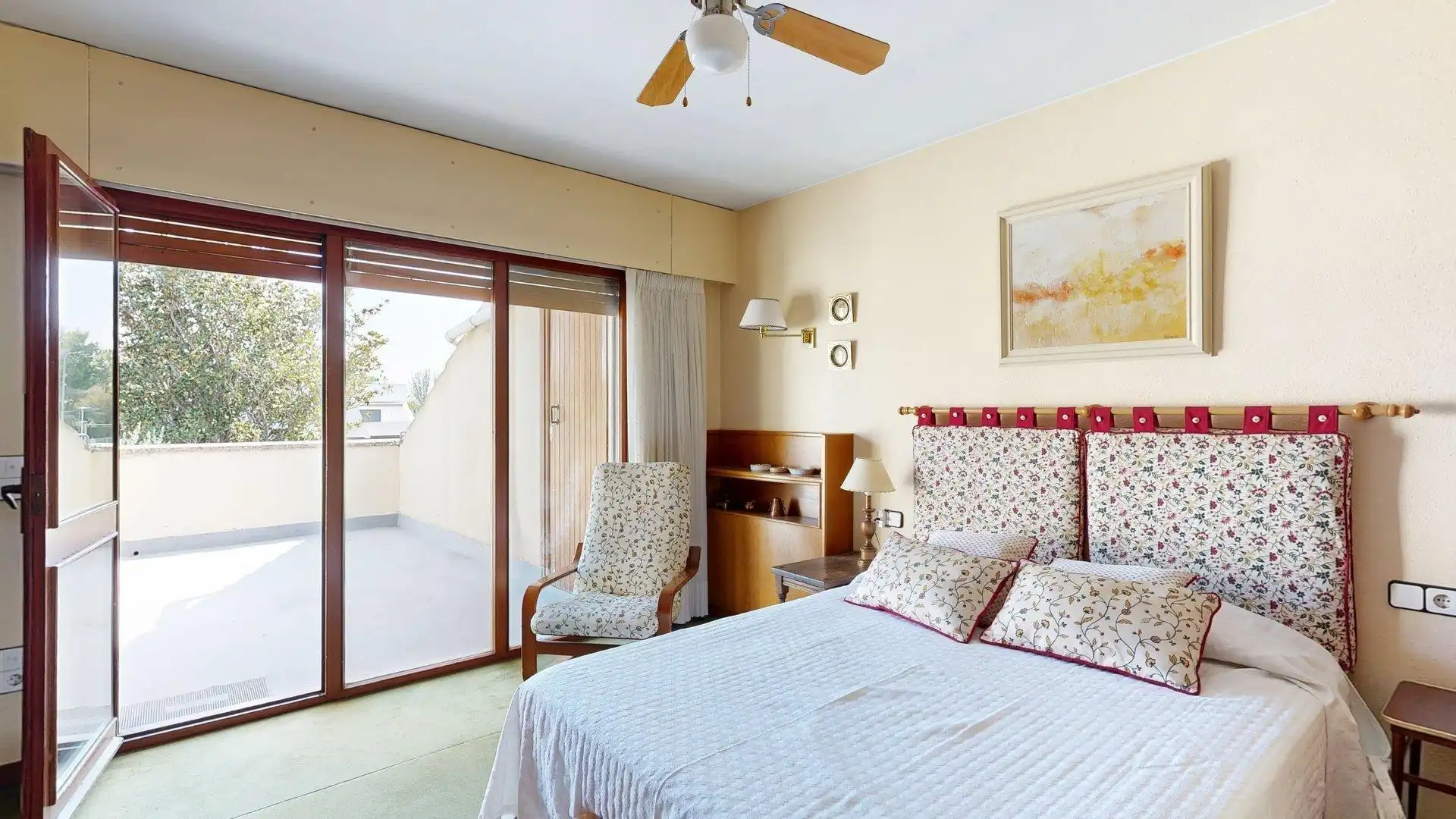 Habitación de Casa o chalet en venta en Zaragoza con Aire acondicionado, Calefacción y Jardín privado