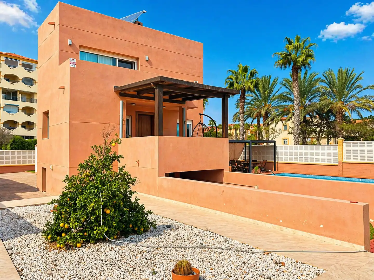 Villa con piscina in vendita a Calle Flamencos, imagen 2
