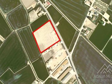 Lands and plots for sale in TV3404
