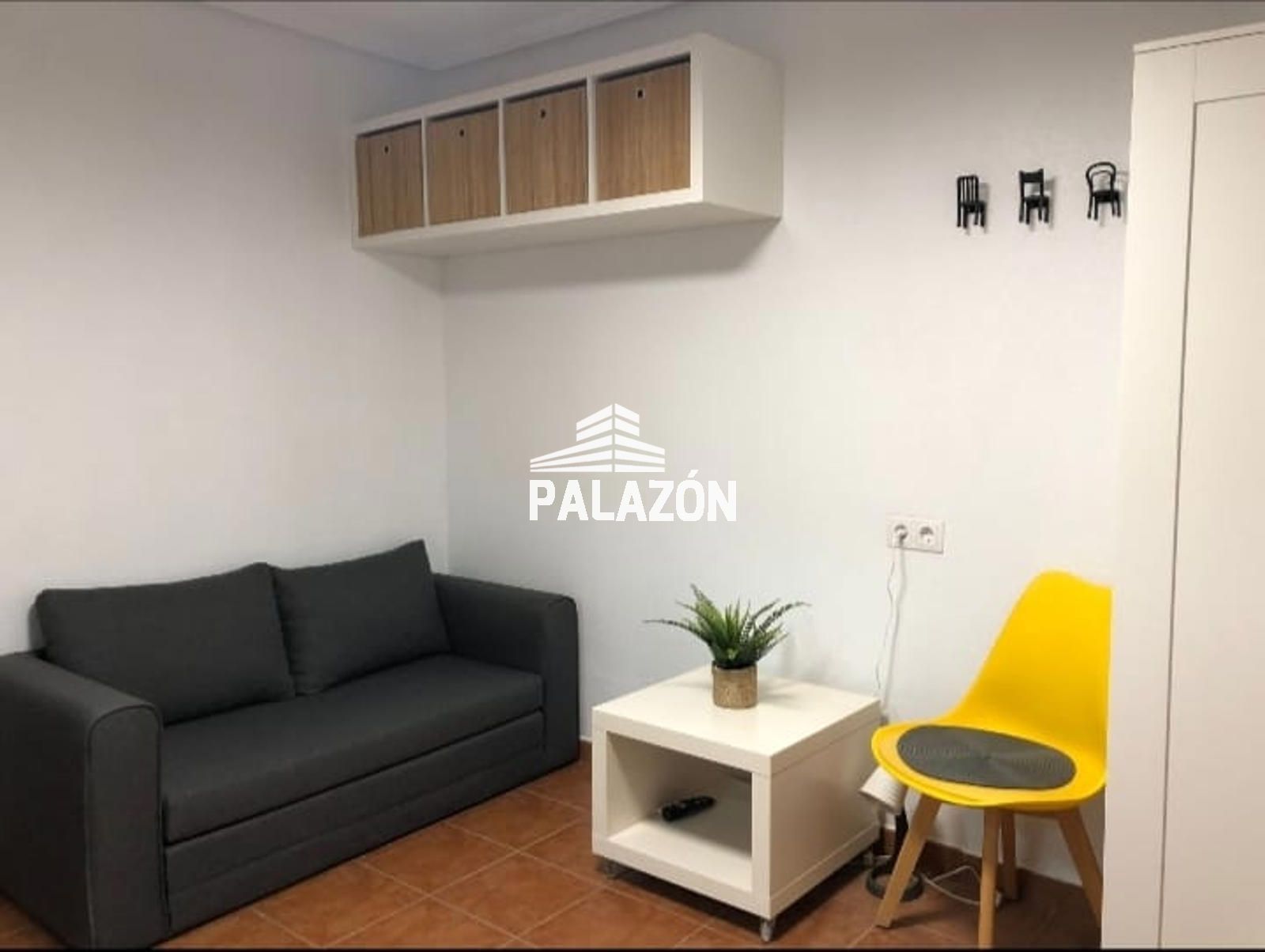 Study to rent in Catral