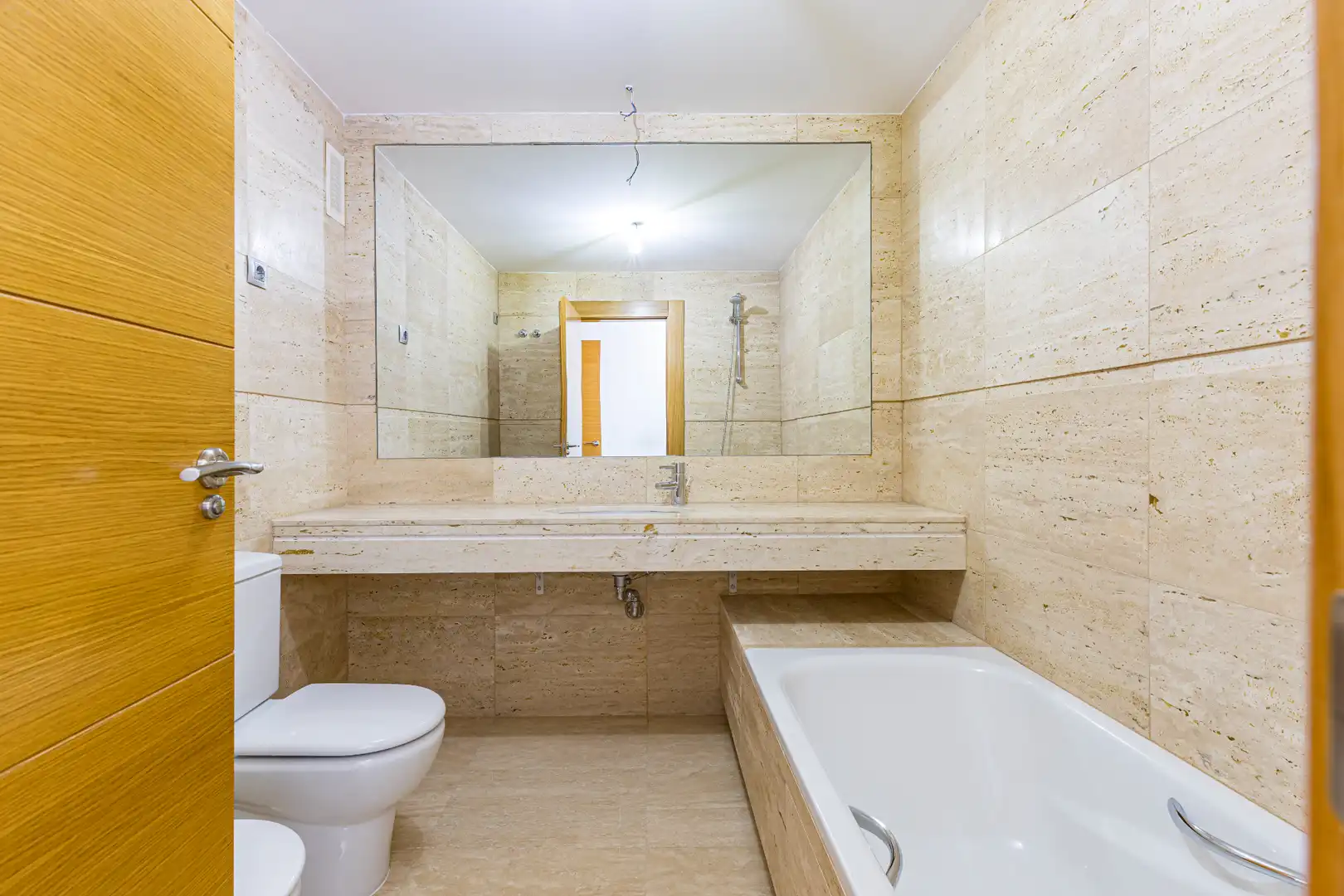 Flat for sale in Avenida Reina Victoria Eugenia, 2, Alameda