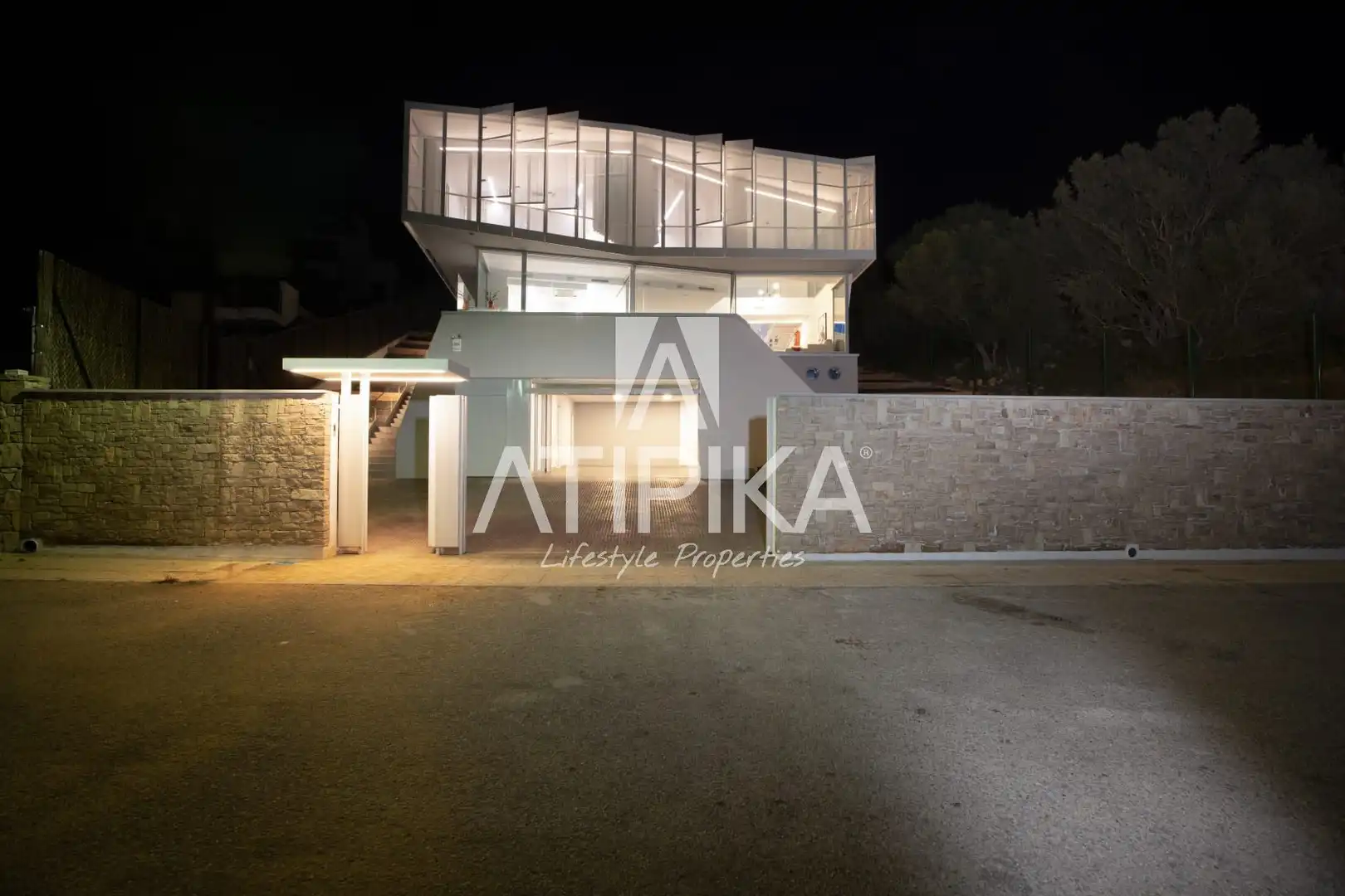 Vista exterior de Casa o xalet en venda en Sitges amb Calefacció, Terrassa i Traster