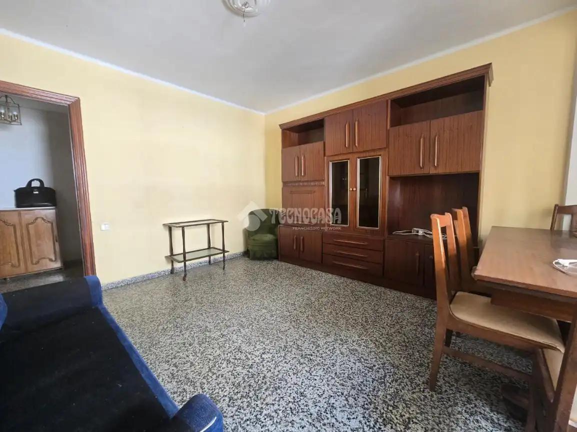 Piso en venta en Valencia con Balcón