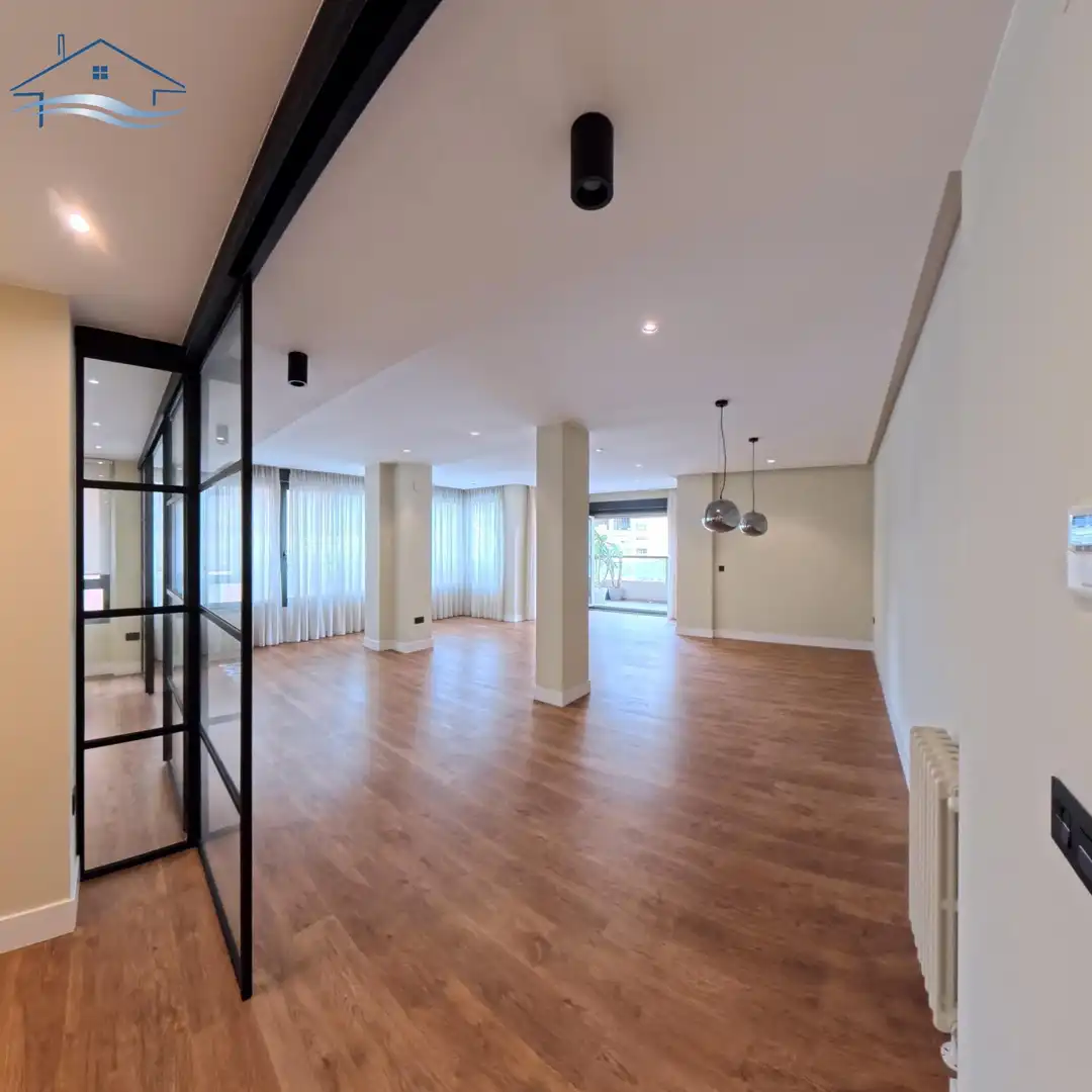 Piso de alquiler en Alicante / Alacant con Aire acondicionado, Calefacción y Parquet