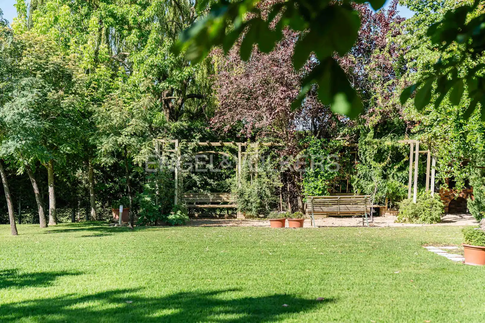 Jardí de Casa o xalet de lloguer en Pozuelo de Alarcón amb Aire condicionat, Calefacció i Jardí privat