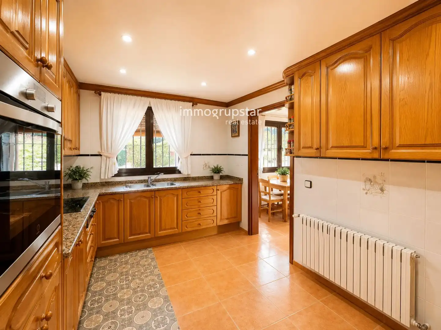 Casa amb terrassa en venda a Olot, imagen 15