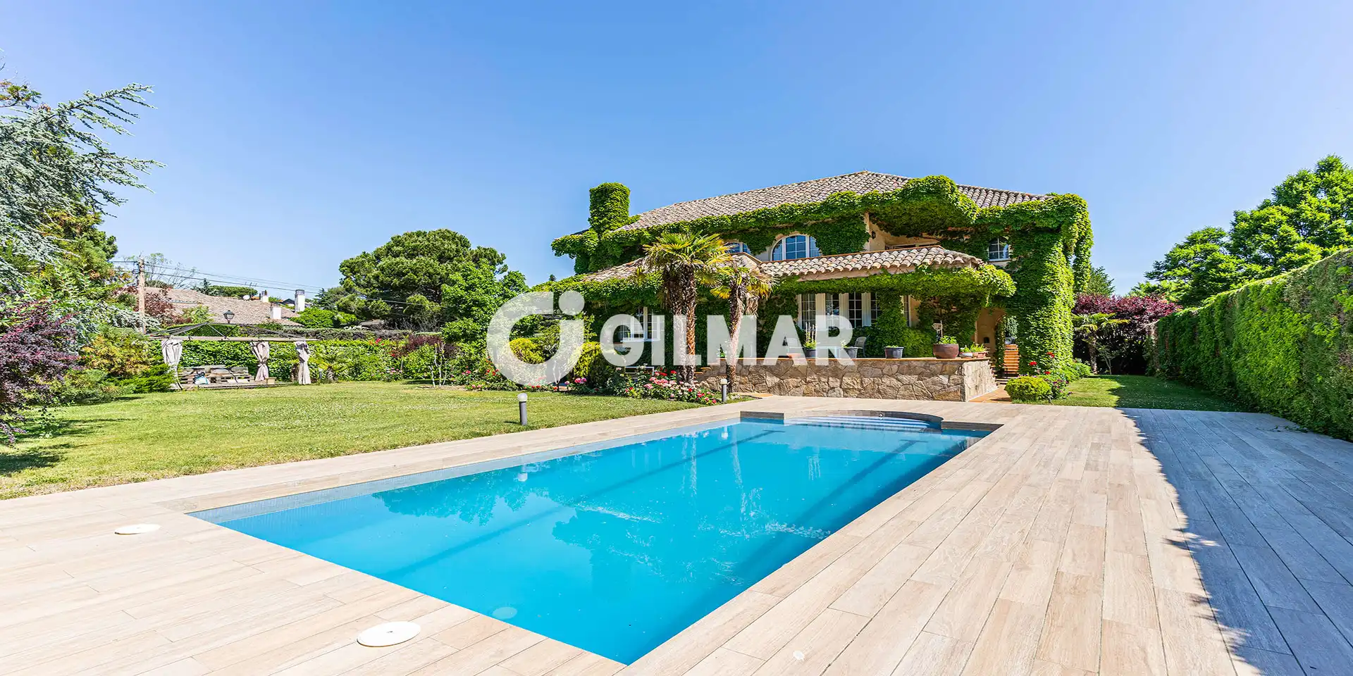 Villa con piscina in vendita a Villafranca del Castillo