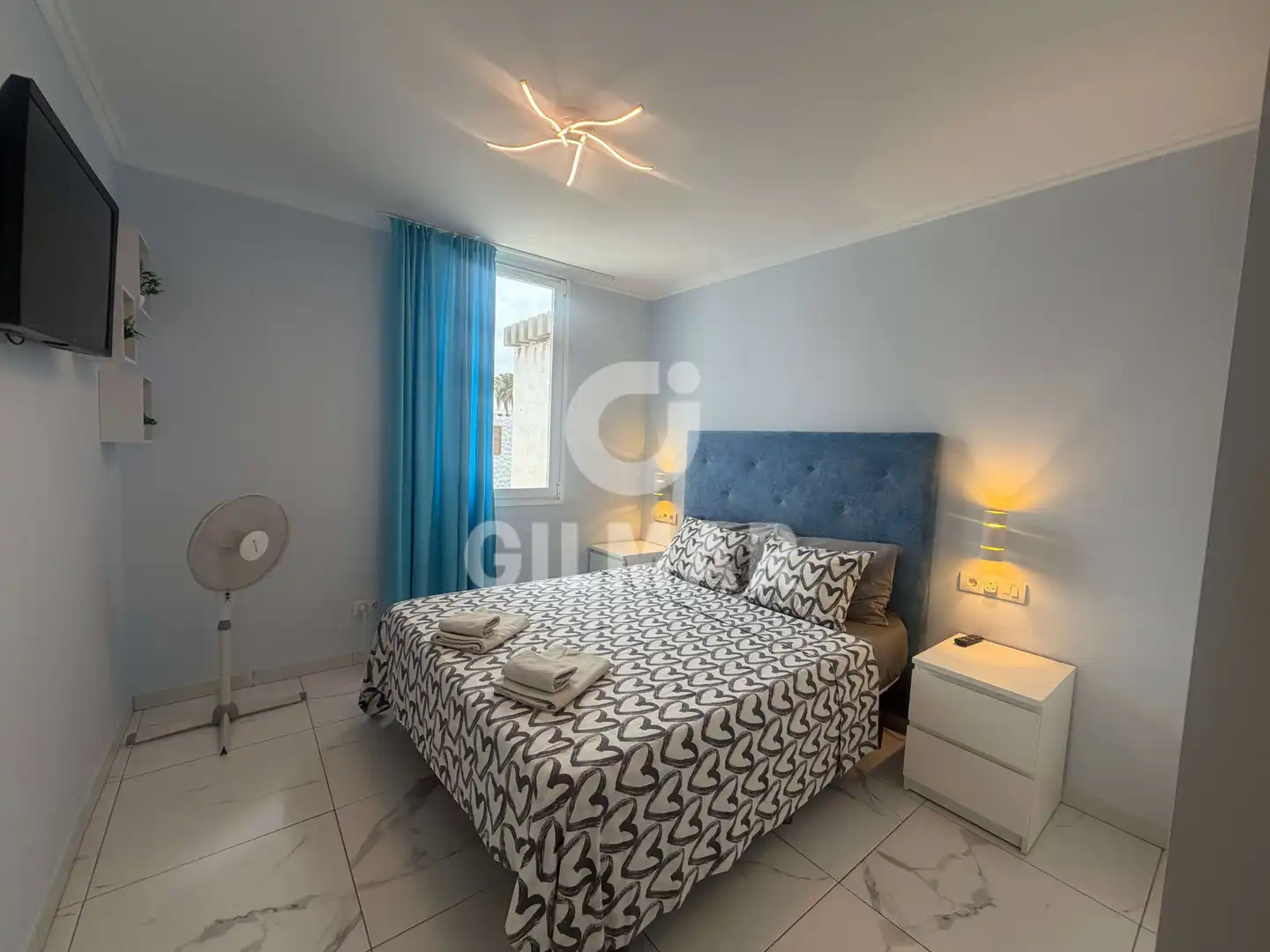 Dormitori de Apartament en venda en Adeje amb Moblat