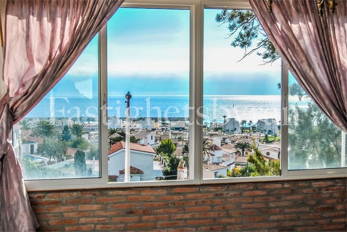 Vista exterior de Casa o chalet en venta en Vélez-Málaga