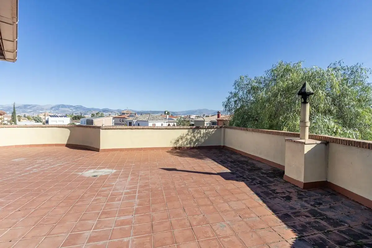Terrassa de Casa o xalet en venda en Las Gabias amb Calefacció, Jardí privat i Terrassa
