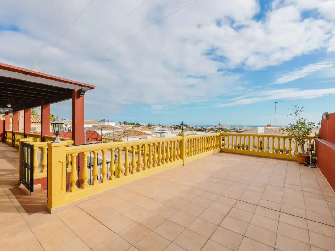 Terrassa de Casa o xalet en venda en Torrox amb Aire condicionat, Calefacció i Jardí privat