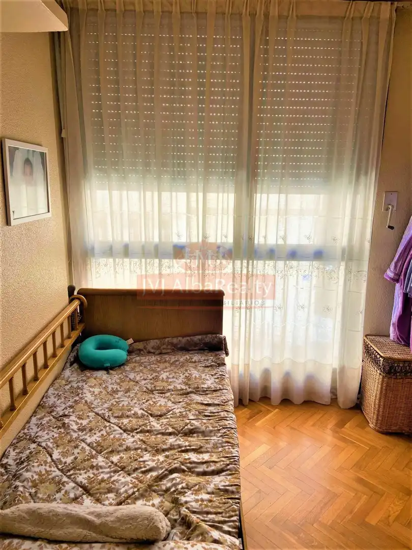 Schlafzimmer von Wohnungen zum Verkauf in Albacete mit Klimaanlage, Heizung und Parkett