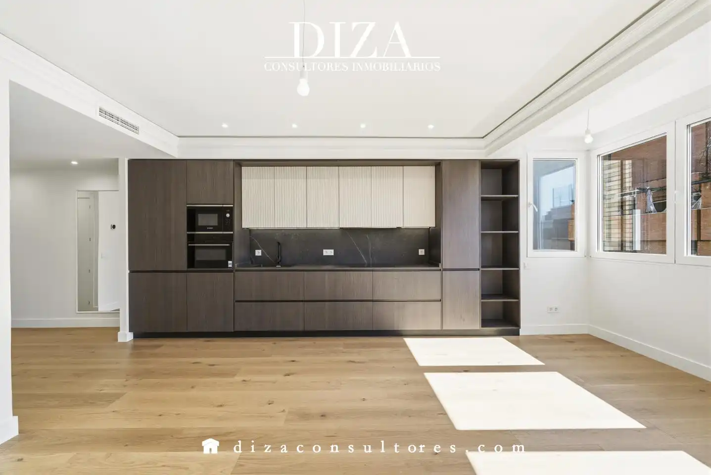 Piso con ascensor en venta en Calle de Máiquez, imagen 2