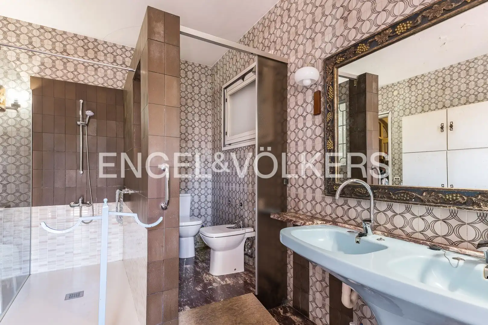 Bathroom of Houses for sale in El Prat de Llobregat  with Heating, Private garden and Terrace