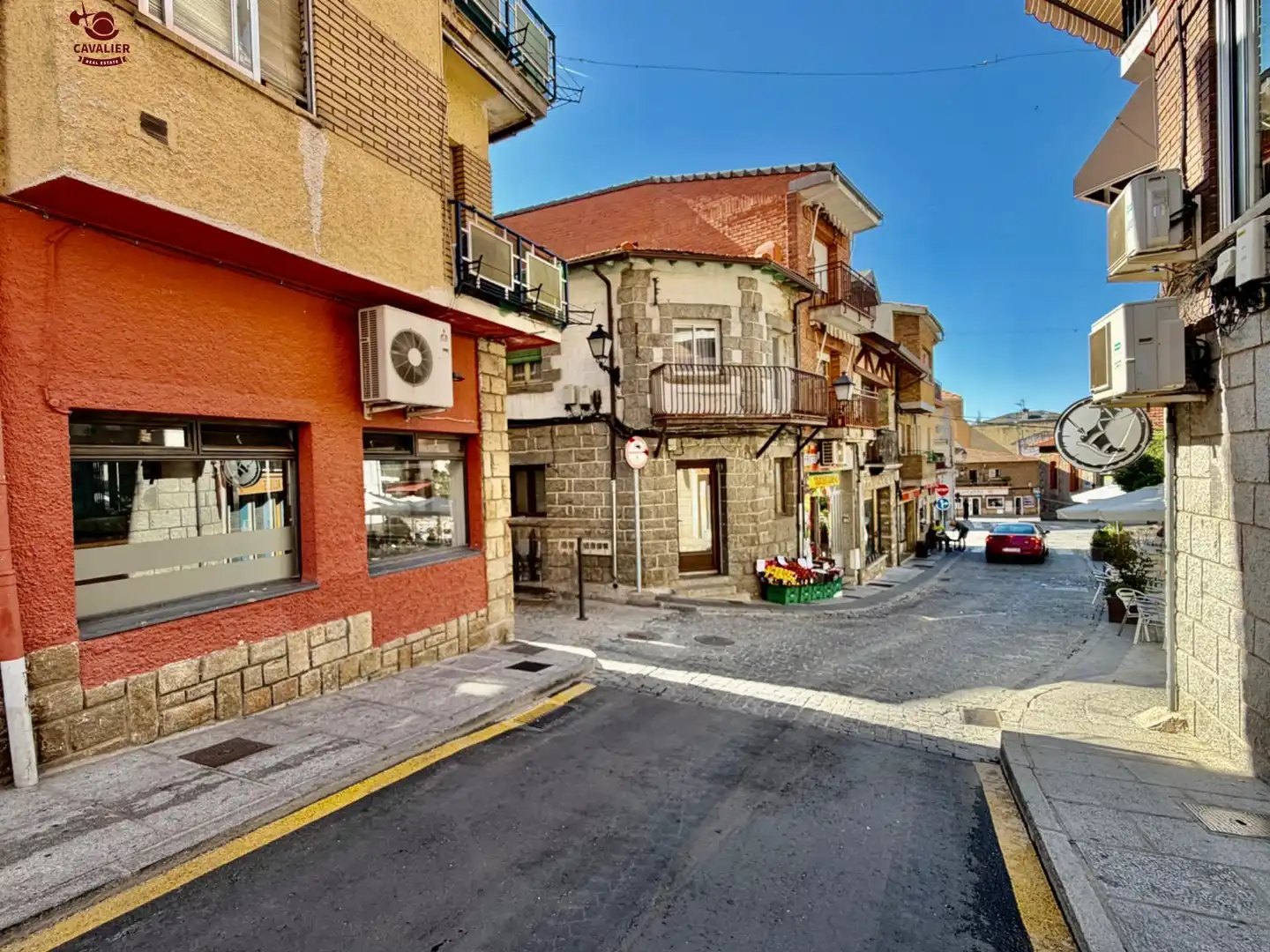 Vista exterior de Local de alquiler en Cercedilla