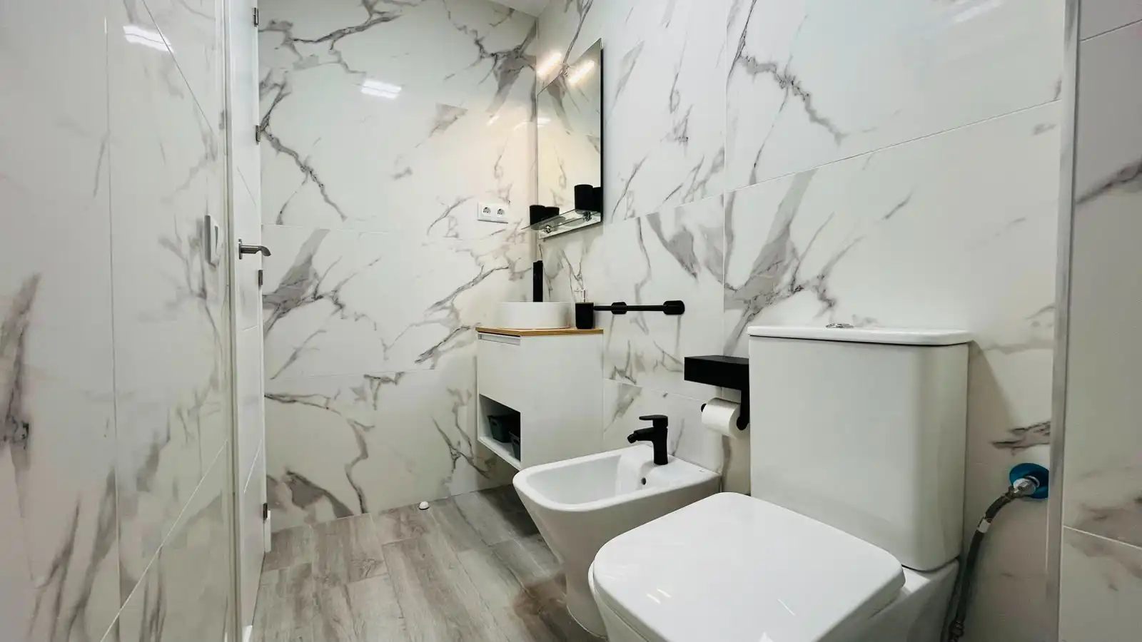 Badezimmer von Wohnung zur Miete in San Fernando mit Klimaanlage, Möbliert und Ofen