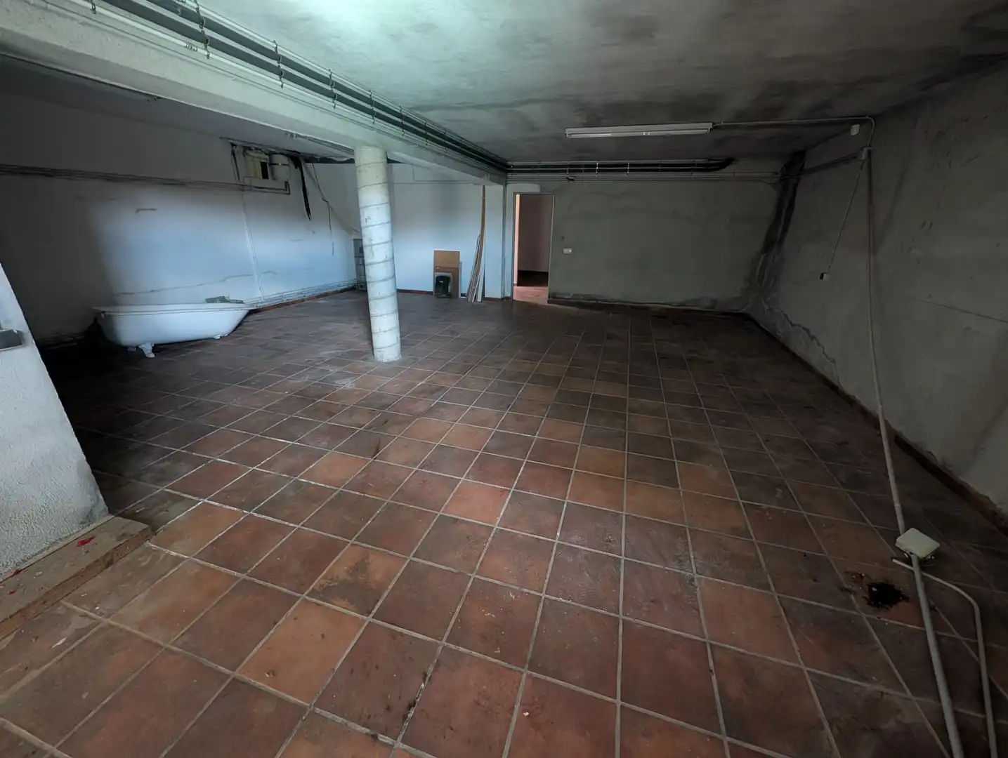 Chalet con piscina en venta en Carrer de Josep Tarradellas, imagen 4