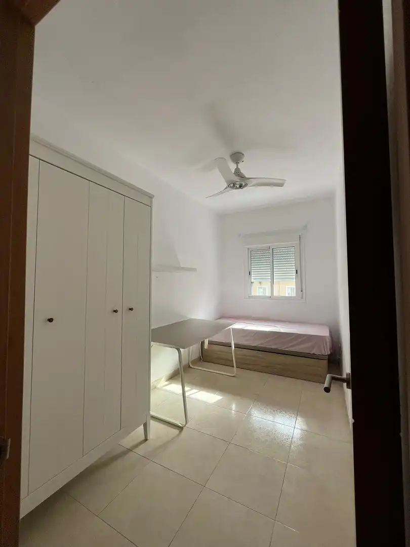 Habitació a Plazoleta Gravina, 10, La Salle - Cuatro Torres