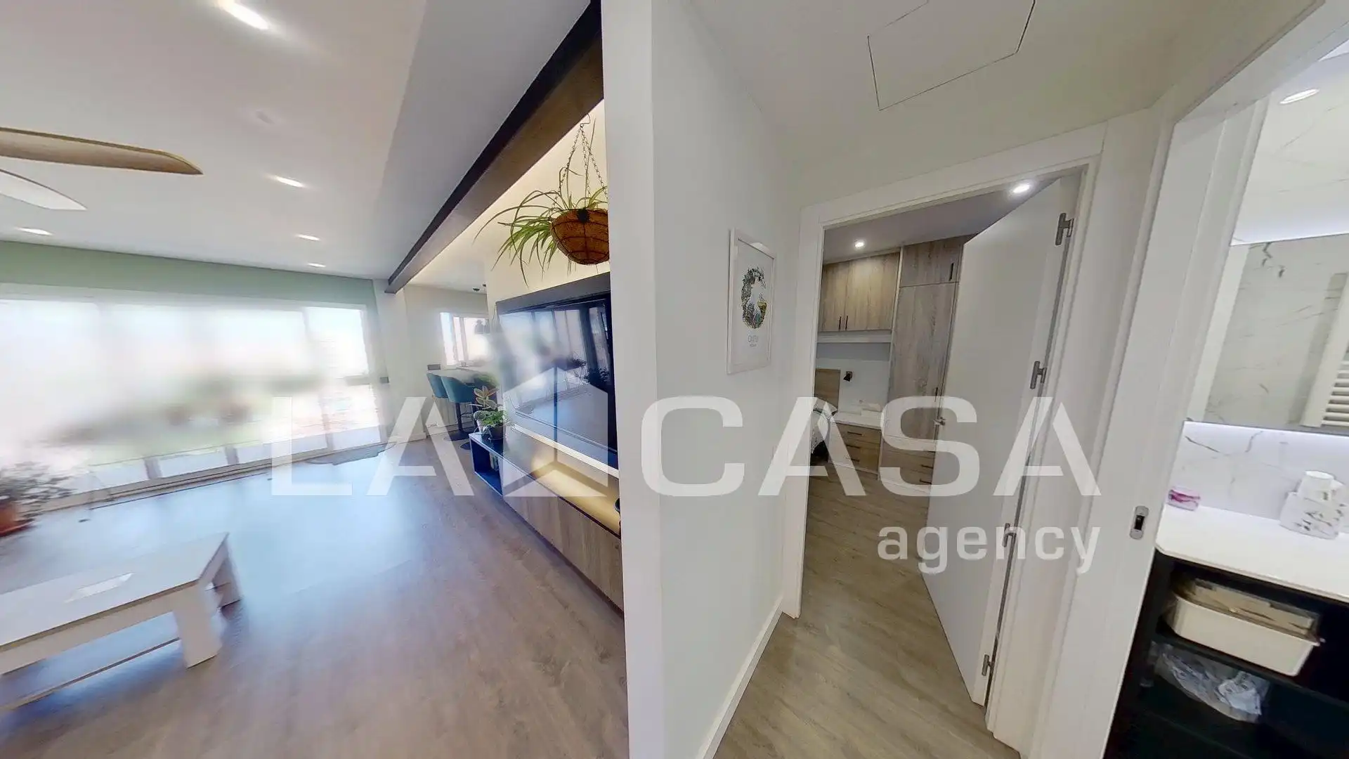 Piso en venta en Barcelona con Balcón