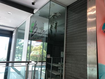 Local comercial de lloguer a Calle de Alcalá 412