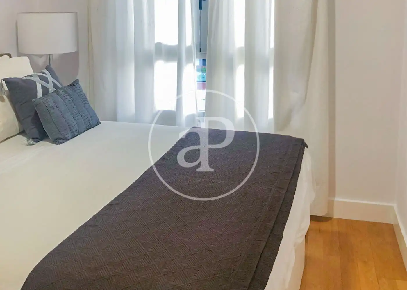 Dormitori de Pis en venda en Madrid amb Aire condicionat, Calefacció i Terrassa
