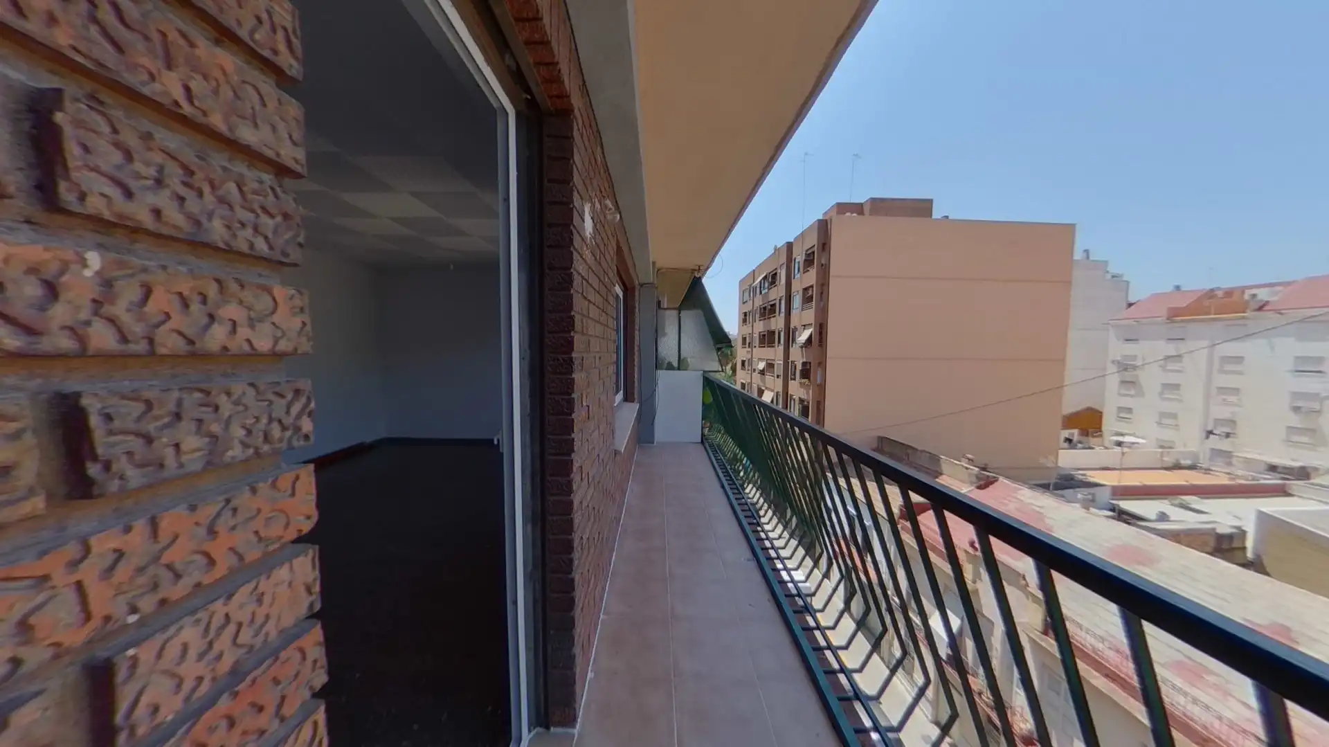 Terraza de Piso en venta en Valencia con Aire acondicionado