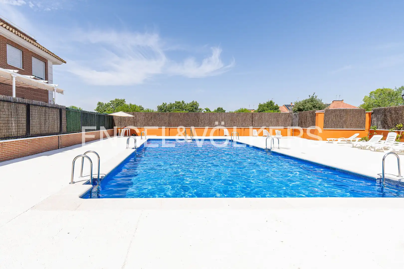 Piscina de Ático en venta en Villaviciosa de Odón con Aire acondicionado, Calefacción y Terraza
