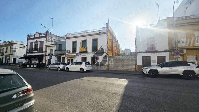 Casa adosada en Venta en Coria del Río