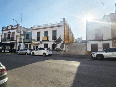 Adossat en venda a Coria del Río
