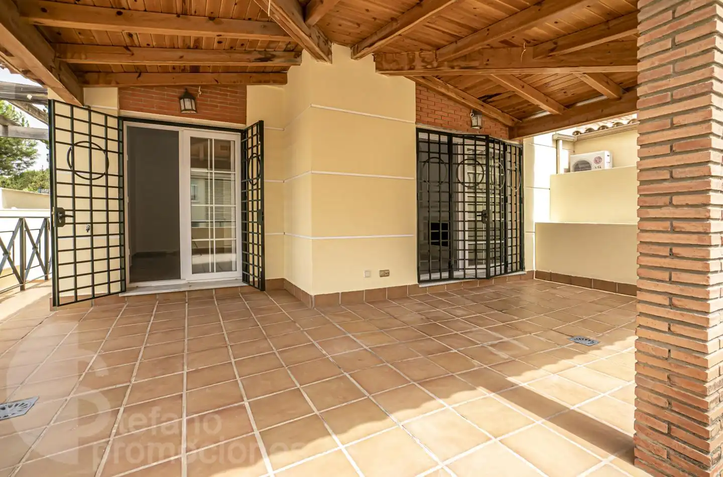 Terraza de Casa adosada en venta en Málaga con Aire acondicionado, Calefacción y Jardín privado