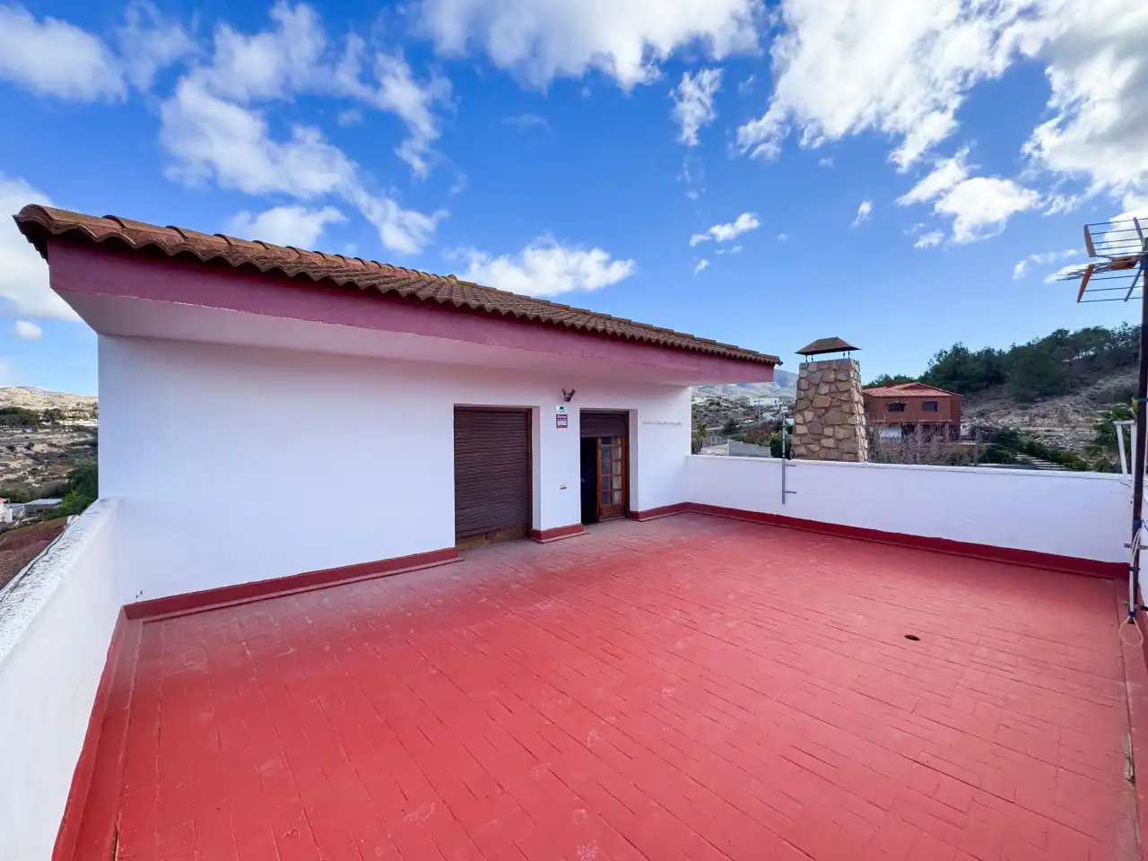 Terrassa de Finca rústica en venda en Petrer amb Aire condicionat, Calefacció i Jardí privat