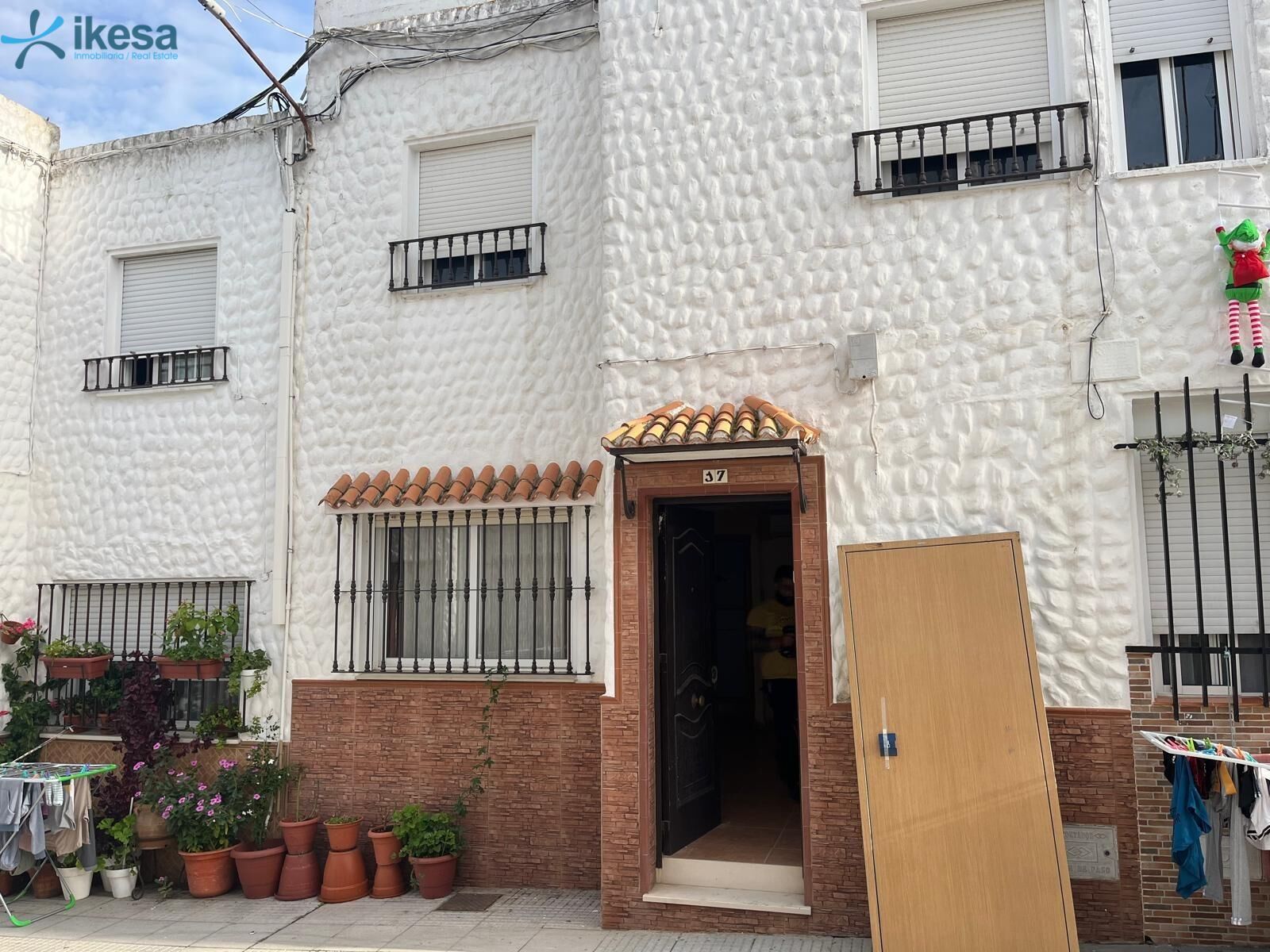 Vista exterior de Casa adosada en venta en Aljaraque