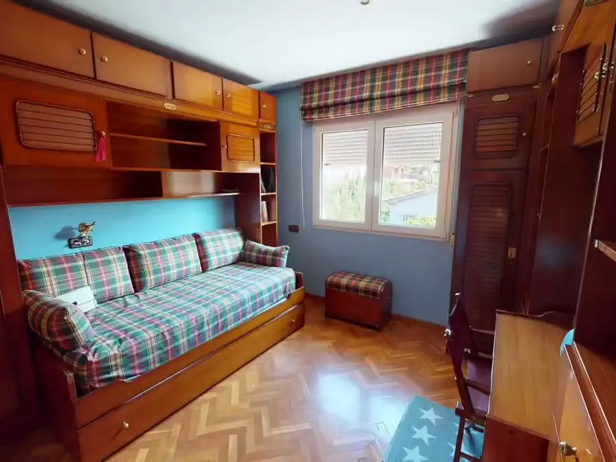 Detached house with pool to rent in Carrer de Viladomat 21, imagen 8