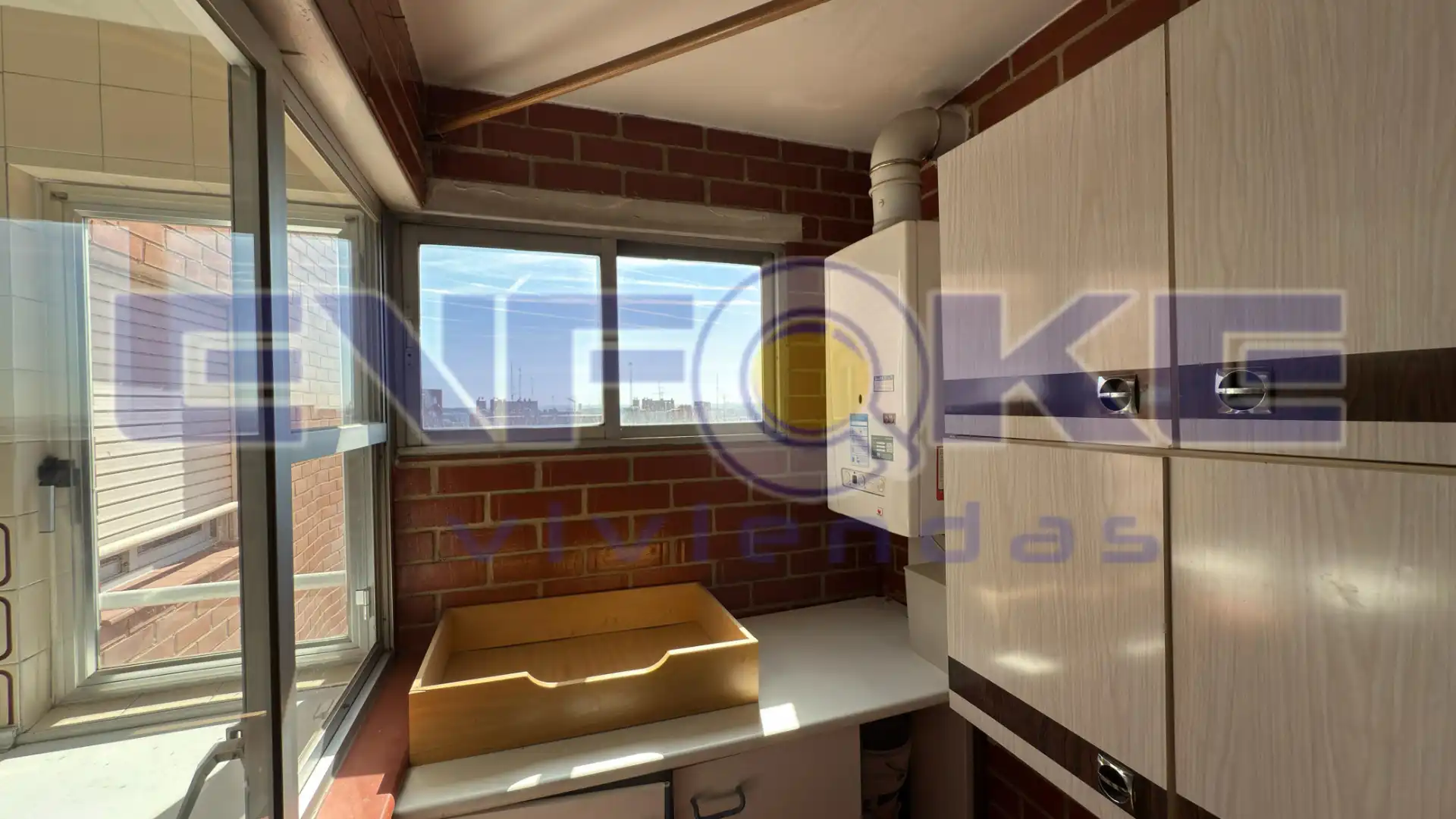Cocina de Piso en venta en Madrid con Calefacción y Terraza