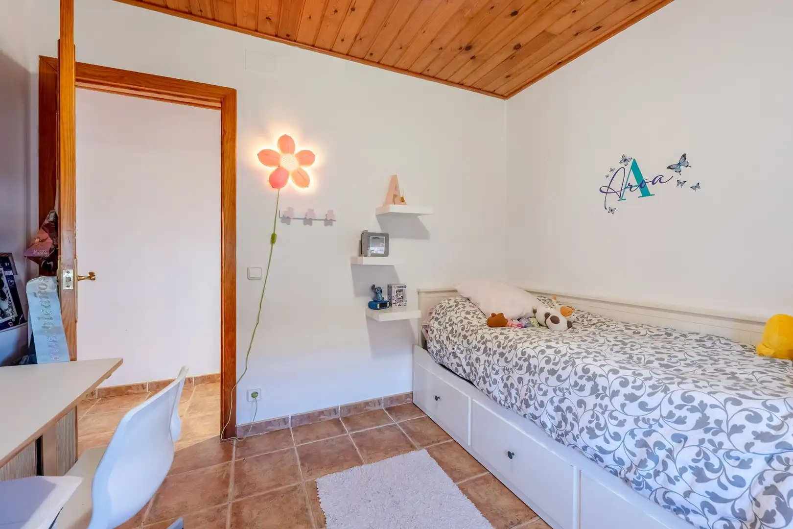 Bedroom of Houses for sale in Sant Cebrià de Vallalta  with Heating, Private garden and Storage room