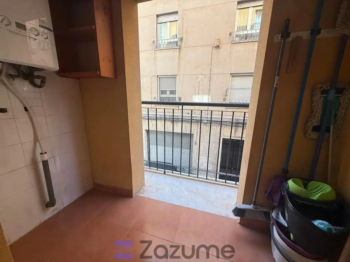 Apartament amb terrassa de lloguer a Carrer Ambaixador Irles, imagen 12