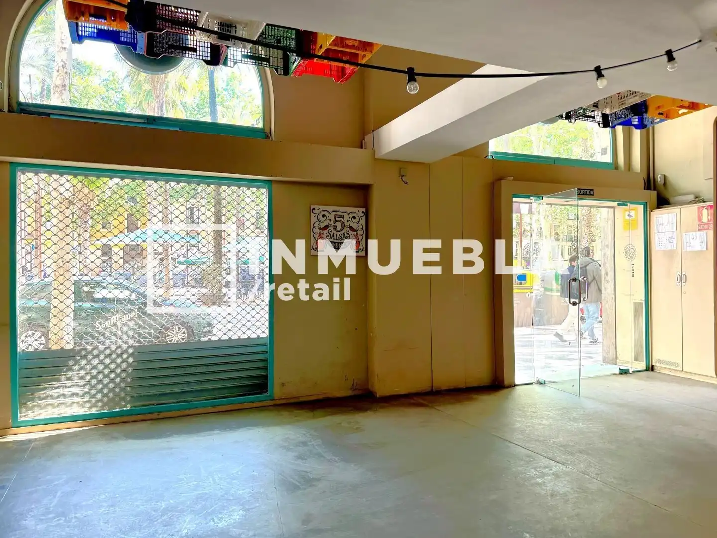 Geschaftsraum zum Verkauf in Barcelona mit Klimaanlage und Terrasse