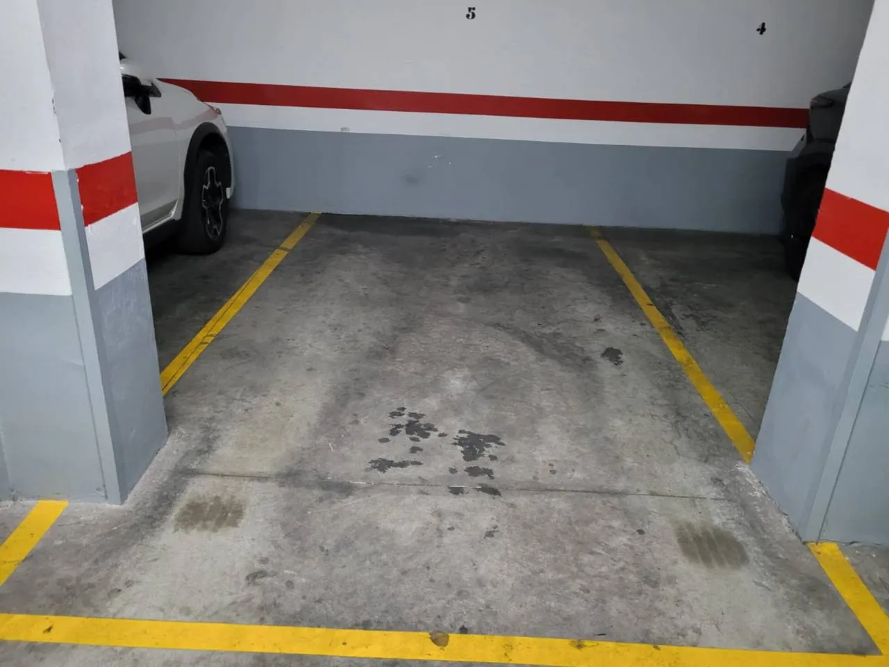 Garatge de lloguer a Calle Calderon, Centre , Centre - Sant Oleguer