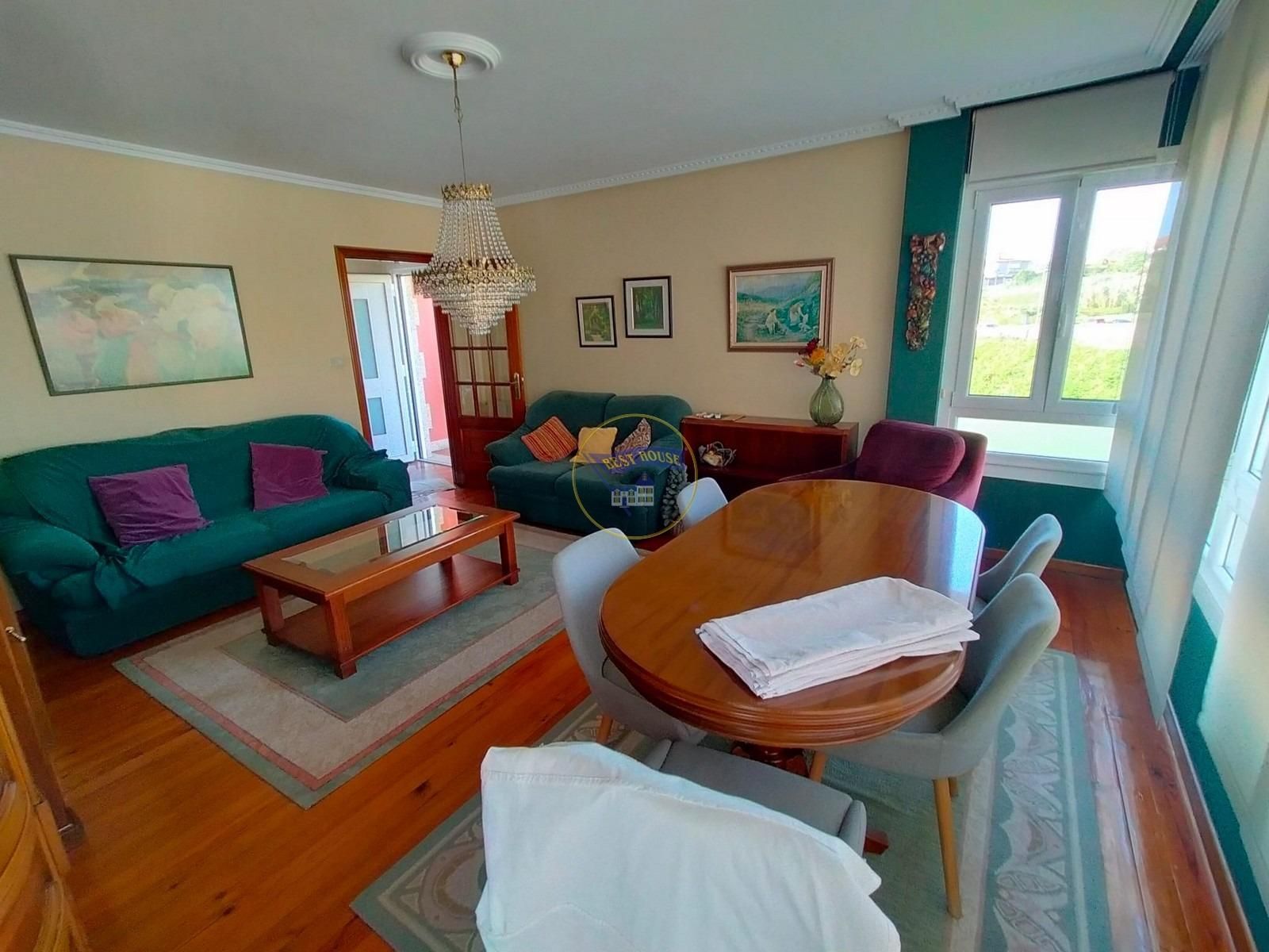 Living room of Flat to rent in Vigo   with Heating, Parquet flooring and Terrace