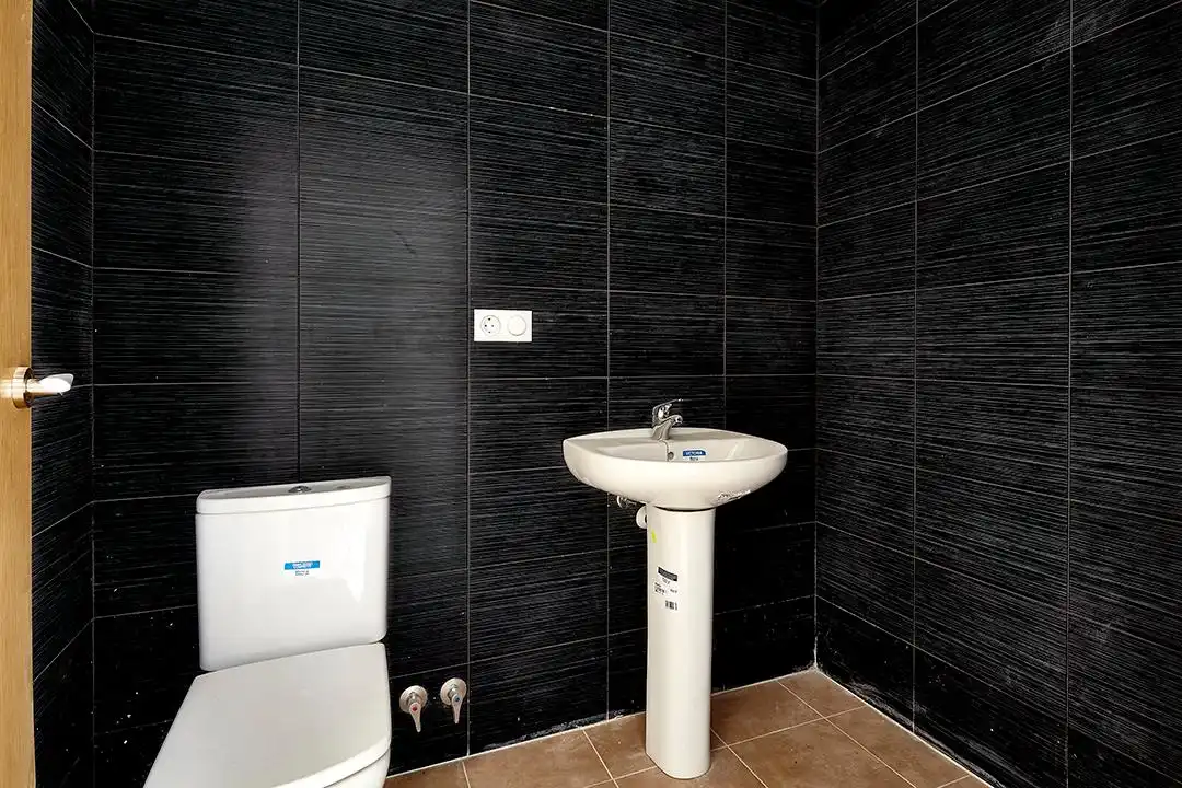 Bathroom of Detached homes for rent in Murchante