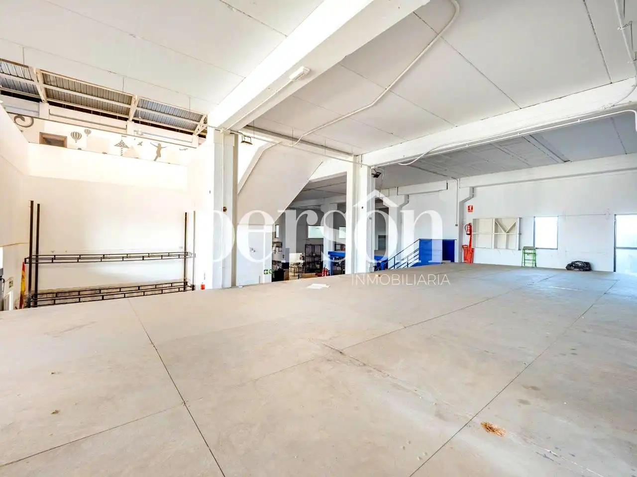 Industrial buildings for rent in Sedaví