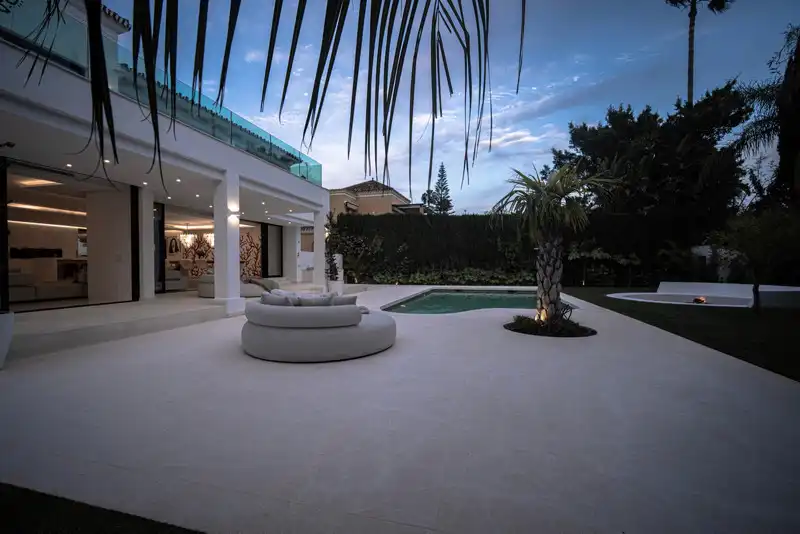 Chalet con terraza en venta en Nueva, imagen 44
