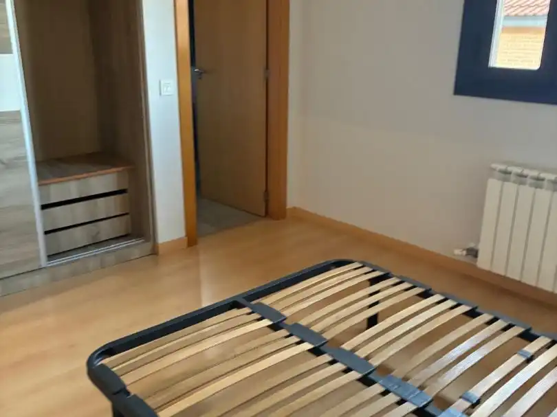 Habitación de Casa o chalet en venta en Garrafe de Torío con Calefacción, Jardín privado y Parquet