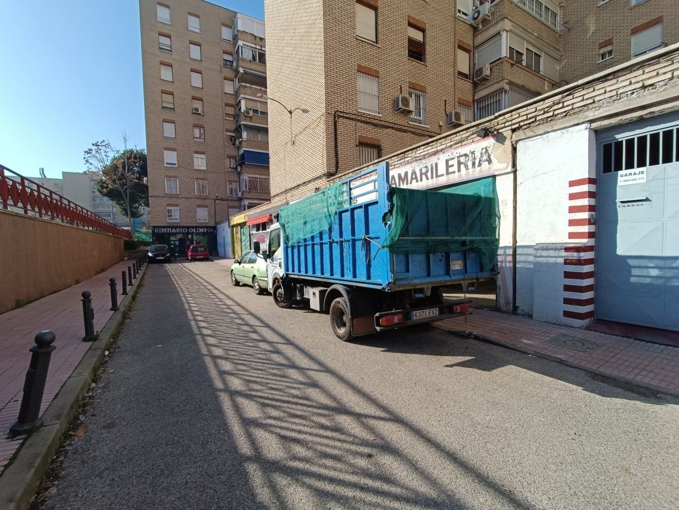 Local de lloguer a simon hernandez, Sur - PAU 4