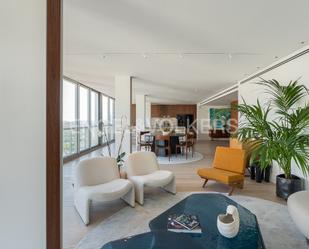 Sala d'estar de Apartament en venda en  Valencia Capital amb Aire condicionat, Traster i Moblat