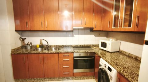 Photo 3 of Flat for rent in Rúa Do Conde de Torrecedeira, 60, Berbés - Peritos, Vigo