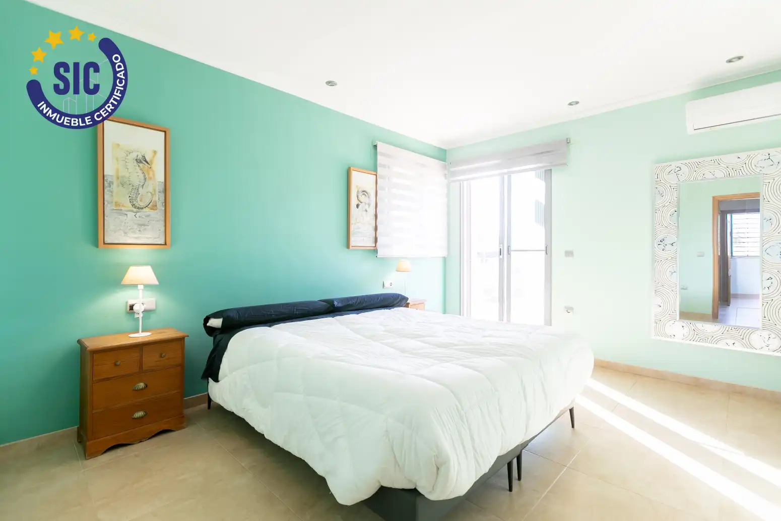 Habitación de Casa o chalet en venta en Sagunto / Sagunt con Aire acondicionado, Calefacción y Jardín privado