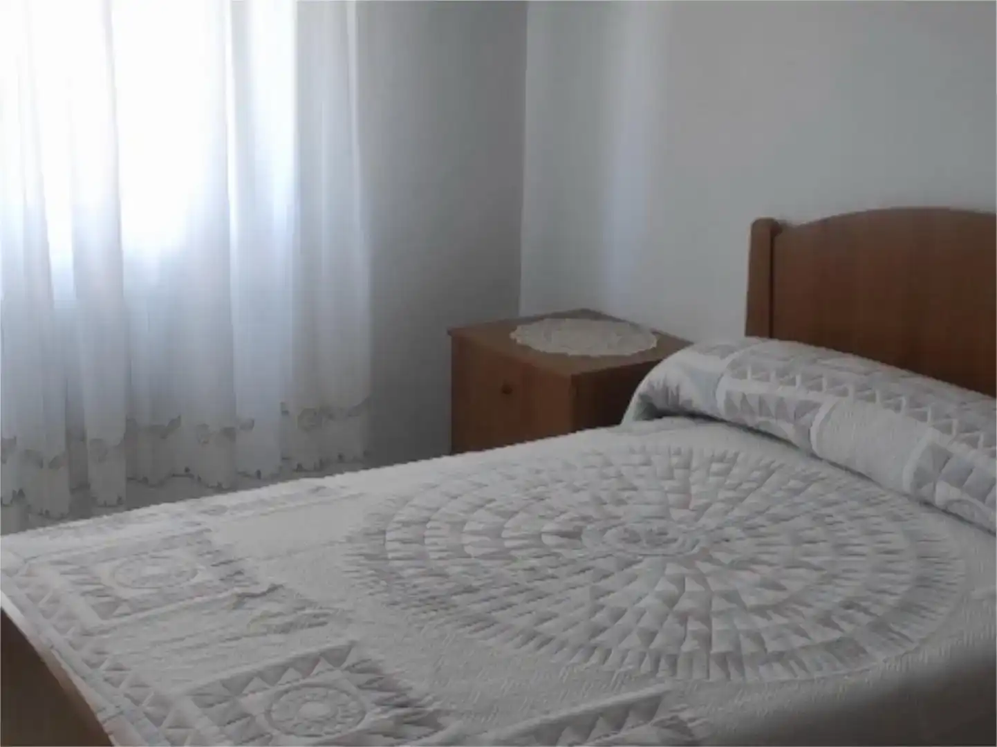Dormitori de Casa o xalet en venda en Garciaz amb Traster, Moblat i Forn