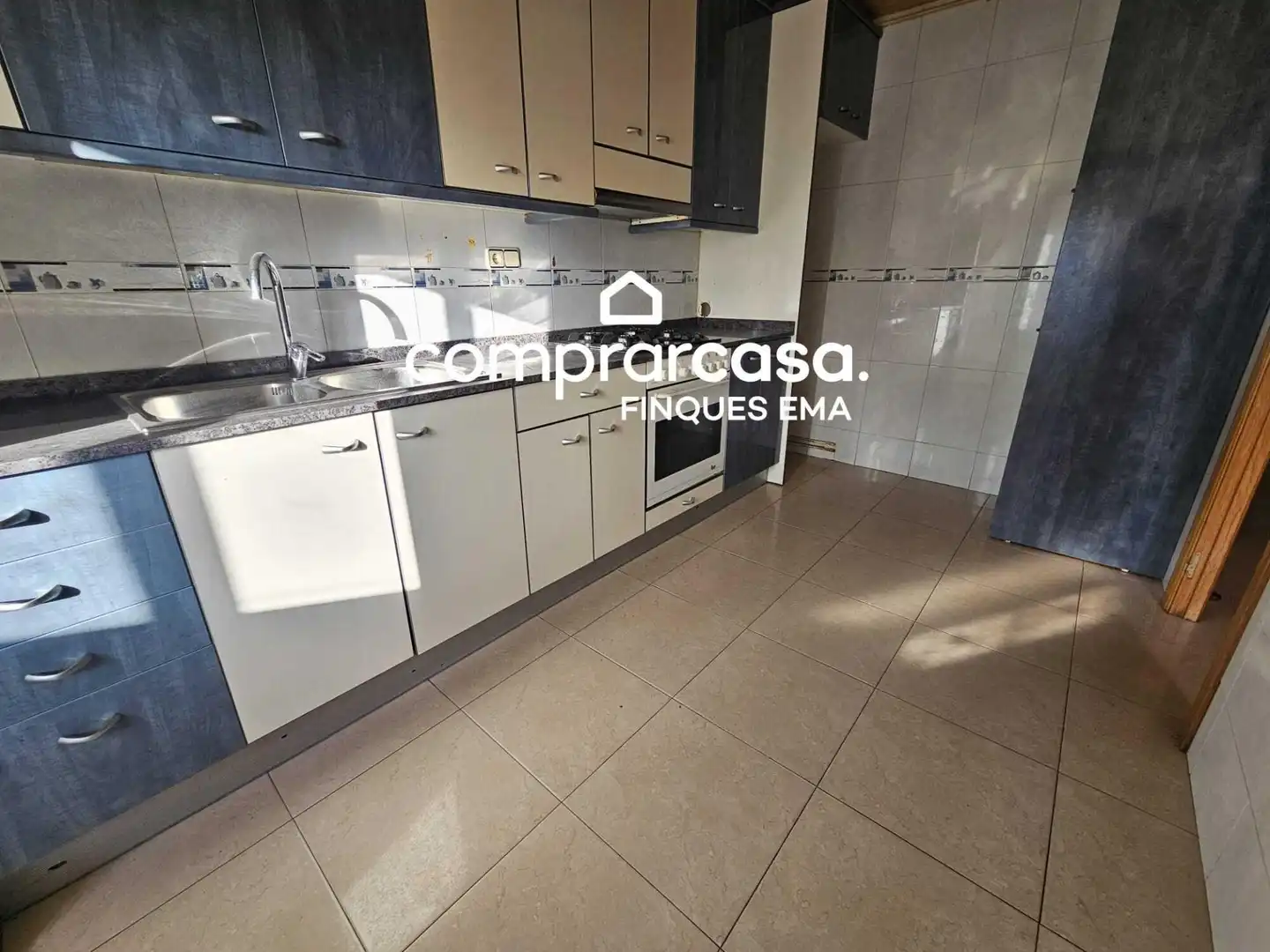 Cocina de Dúplex en venta en Mollet del Vallès con Balcón
